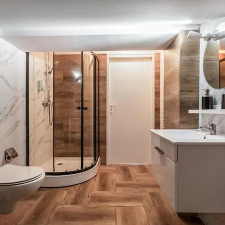 Close-urban Chin - Center - Stadion Narodowy - Marcinkowskiego 5